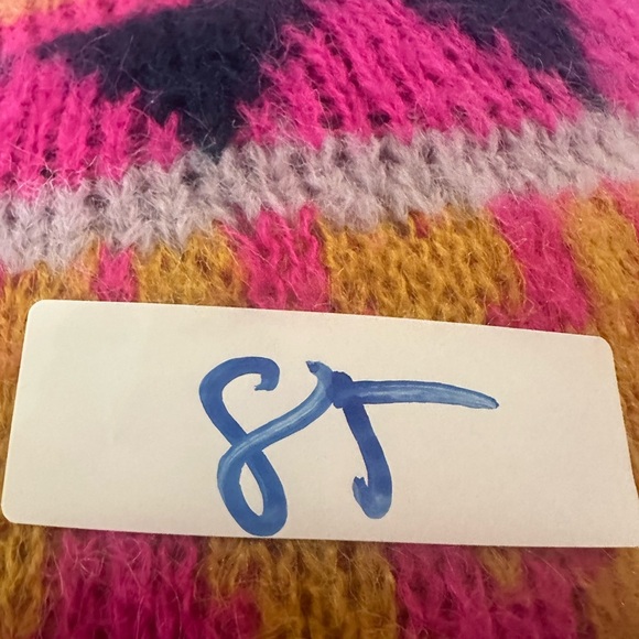 brand: a. new day pink sweater, with print, size: L - Picture 9 of 9